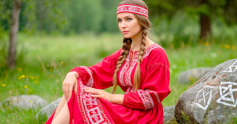 Славянские руны - гадание на камнях